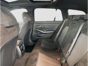 BMW 330 d xDrive Touring M Sport AHK LiveCockpitProf