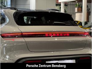 Porsche Taycan 4 Cross Turismo