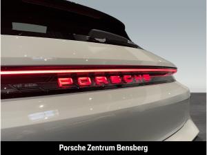 Porsche Taycan 4 Cross Turismo
