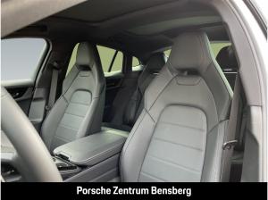 Porsche Panamera 4 E-Hybrid