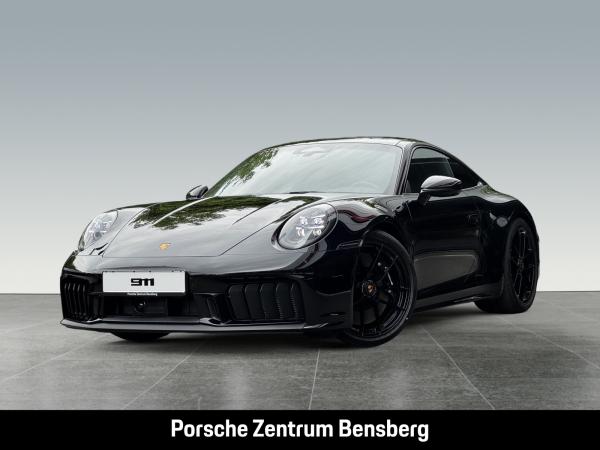 911
