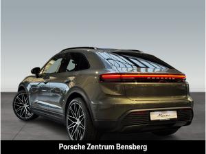 Porsche Macan 4S Electric