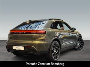 Porsche Macan 4S Electric