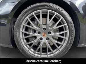 Porsche Panamera 4 E-Hybrid