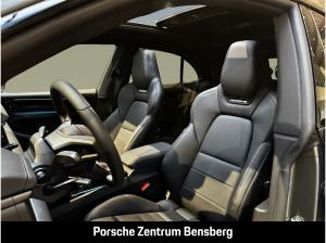Porsche Macan 4S Electric