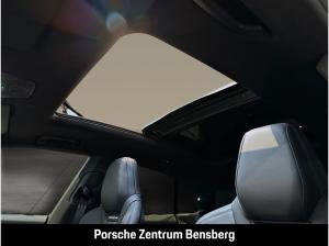 Porsche Macan 4S Electric