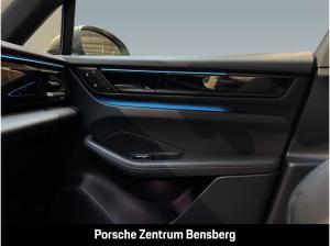 Porsche Macan 4S Electric