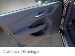 Audi Q3 SUV TFSI quattro ** S Tronic HUD Sline