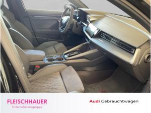 Audi RS3 Limousine TFSI quattro S tronic *verfügbar ab 1.8.*Panorama*SONOS*Carbon*280km/h*Assistenzpaket*