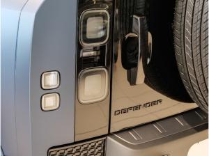 Land Rover Defender OCTA P635 HUD AD AHK-el. klappb. Navi Memory Sitze Soundsystem Meridian 360 Kamera