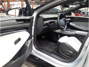 Volkswagen ID.7 Tourer Pro S- Black Style "Interieur- und Exterieur-Plus-Paket" + PANO