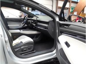 Volkswagen ID.7 Tourer Pro S- Black Style "Interieur- und Exterieur-Plus-Paket" + PANO