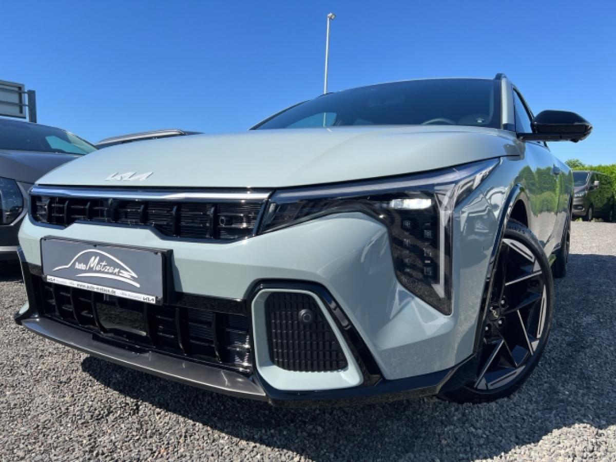 Kia K4