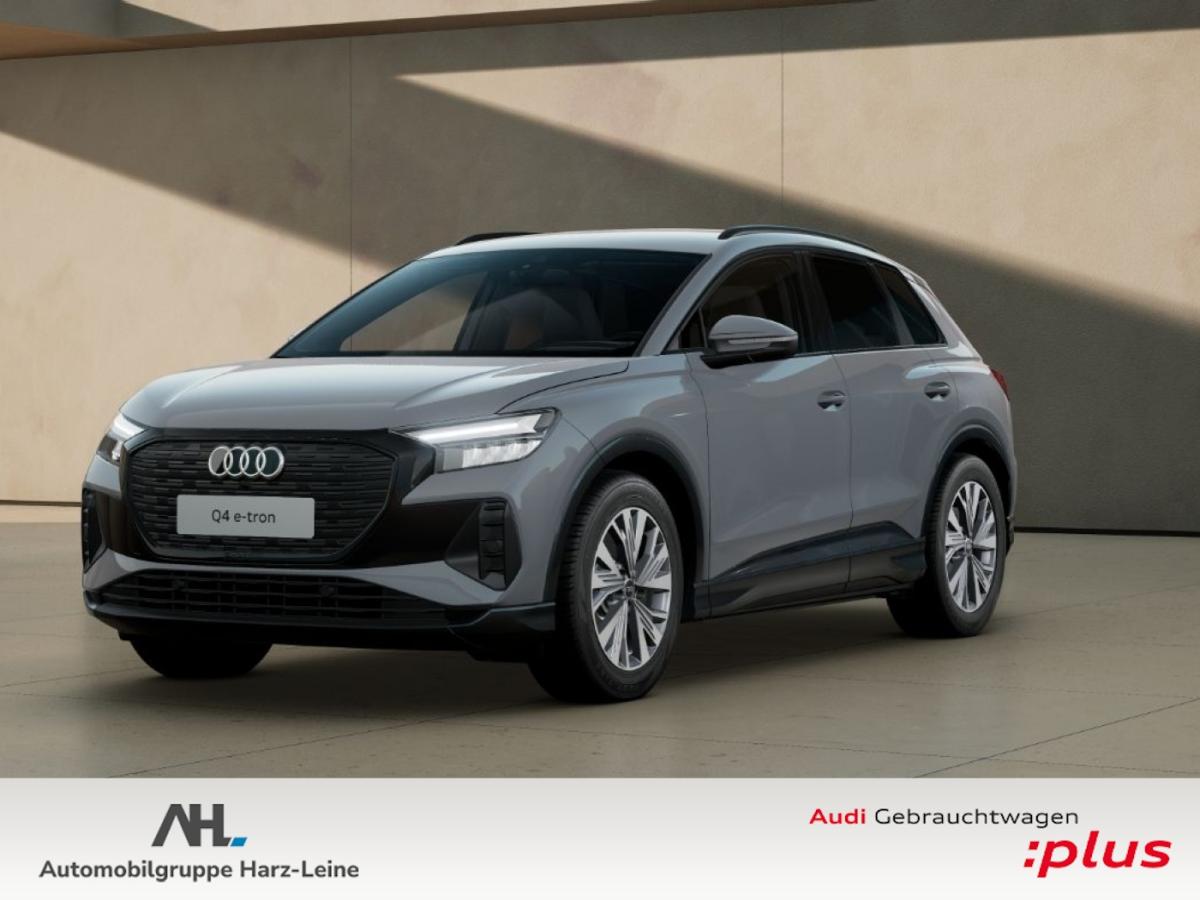 Audi Q4 e-tron 45 e-tron Smartphone-Interface Sportsitze
