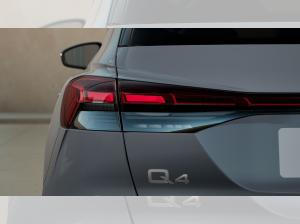 Audi Q4 e-tron 45 e-tron Smartphone-Interface Sportsitze