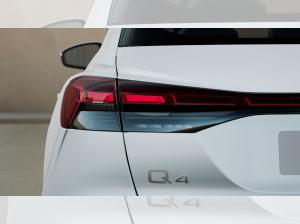 Audi Q4 e-tron 55 e-tron quattro Navi plus HuD Rückfahrkamera