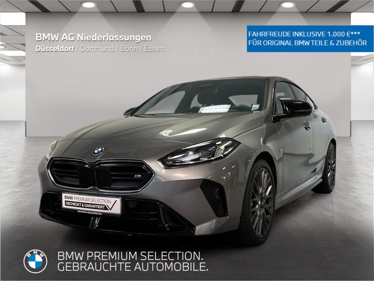 BMW M235