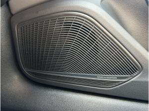 Audi A4 Avant 40 TFSI S Line MATRIX RFK NAVI B&O 19"