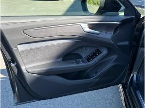 Audi A6 Avant TDI quattro S tronic