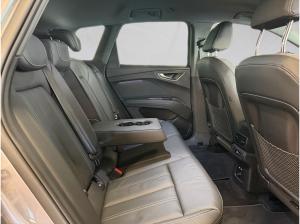 Audi Q4 e-tron 45 Navi HuD RFK ACC Wärmepumpe ACC AUT
