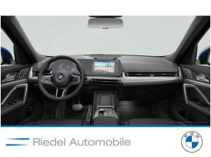 BMW iX1 xDrive30 M Sportpaket Panorama Head-Up AHK