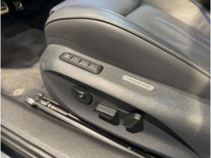 Volkswagen Passat Variant R-Line 1.5TSI DSG eHybrid P-DACH LEDER AHK H&K