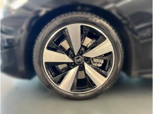 Audi A5 Avant e-hybrid quattro S tronic S line LED Navi DAB VC