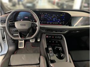 Audi Q5 SUV edition one mit Akzenten mythosschwarz TDI quattro S tronic