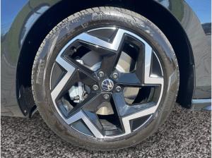 Volkswagen Passat Var. R-Line 4Motion TDI DSG|AHK|eHECK|HUP