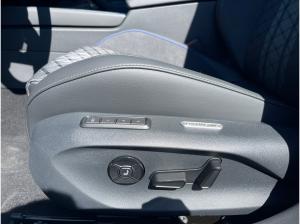 Volkswagen Passat Var. R-Line 4Motion TDI DSG|AHK|eHECK|HUP