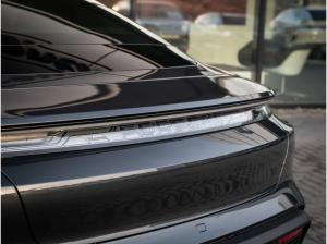 Porsche Taycan Black Edition