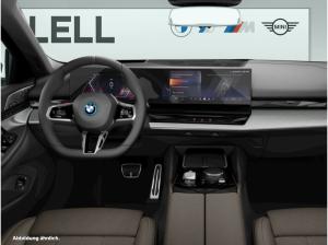 BMW i5 eDrive40 Touring M Sportpaket DAB LED