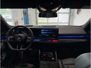 BMW M5 Touring STRATUSGRAU UltimatePackage AHK DAPro