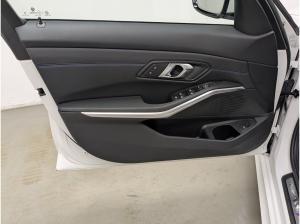 BMW 318 318d M Sport Pro PA AdapLED 18'' Komfortzugang