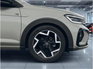 Volkswagen Taigo R-Line 1,0 TSI (116 PS) DSG *AHK*NAVI PRO*GANZJAHRESREIFEN*GEWERBE