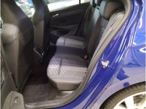 Volkswagen Golf 8 / 2.0 TDI DSG R-LINE PANO AHK STANDZEIZUNG