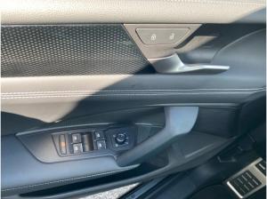 Volkswagen Tiguan 2.0 TDI Goal DSG AHK Navi LED+ ACC AreaView