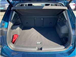 Volkswagen Tiguan 2.0 TDI Elegance DSG HD-Matrix AHK HuD Navi ACC Massage