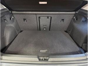 Volkswagen Golf 1.5 eTSI Goal DSG AHK Navi ACC LED+ RFK ACC