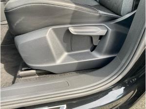 Volkswagen Touran 2.0 TDI GOAL DSG AHK IQ.Light ACC Navi 7-Sitzer