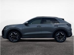 Volkswagen T-Roc R-Line 1.5 l eTSI LEDER*AHK*ALLWETTERREIFEN*PANO
