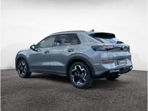 Volkswagen T-Roc R-Line 1.5 l eTSI LEDER*AHK*ALLWETTERREIFEN*PANO