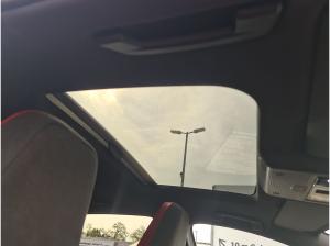 Volkswagen Golf GTI CLUBSPORT AKRAPOVIC PANO HUD WINTERRÄDER GARANTIE