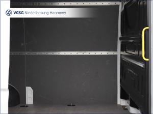 Volkswagen Crafter Kasten Mittel AHK 270 ? Türen Navi Kamera