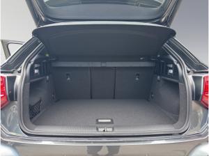 Audi Q2 S line 35 TFSI S tronic AHK