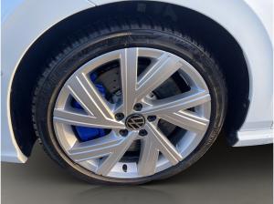Volkswagen Golf VIII Variant 2.0 TSI R 4Motion DCC IQLight