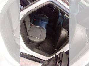 Volkswagen ID.7 Tourer Pro S - Interieur Plus Paket und Exterieur Plus Paket + PANO / 8-fach Bereift