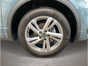 Volkswagen T-Roc 1.5 TSI DSG R-Line 2xKlima ACC AHK AUT LED