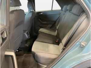 Volkswagen T-Roc 1.5 TSI DSG R-Line 2xKlima ACC AHK AUT LED