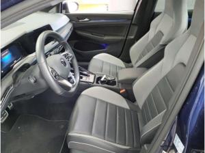 Volkswagen Golf VIII nza 1.4 GTE Kamera Navi ACC AppConnect